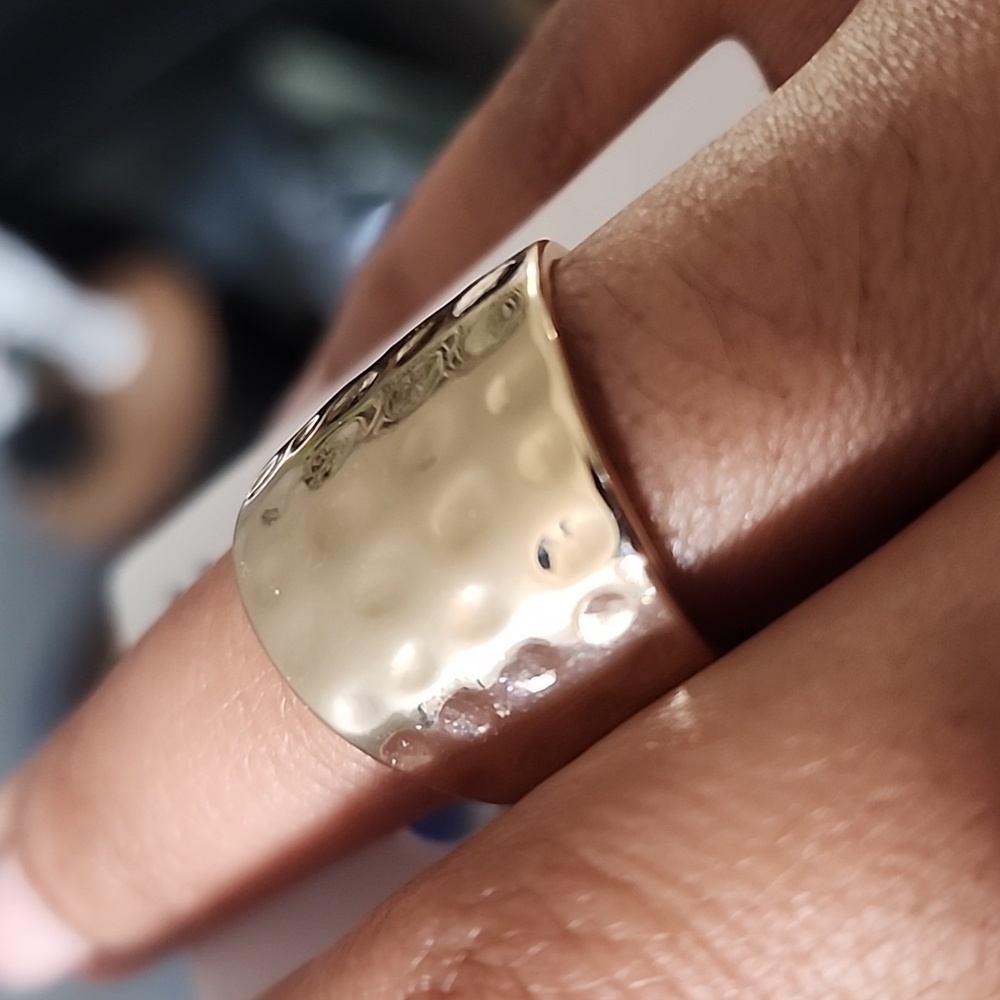 B20 Textured Ring - Picture 8 of 10